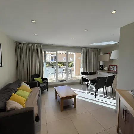 Cap Hermes, T2-3, 40m2, 4-5p, ,grande Terrasse Vu 公寓 *