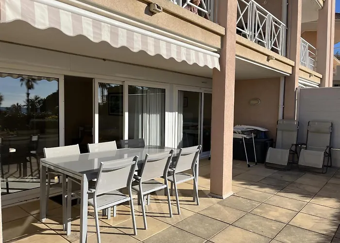 Lejlighed Cap Hermes, T2-3, 40m2, 4-5p, ,grande Terrasse Vu Fréjus